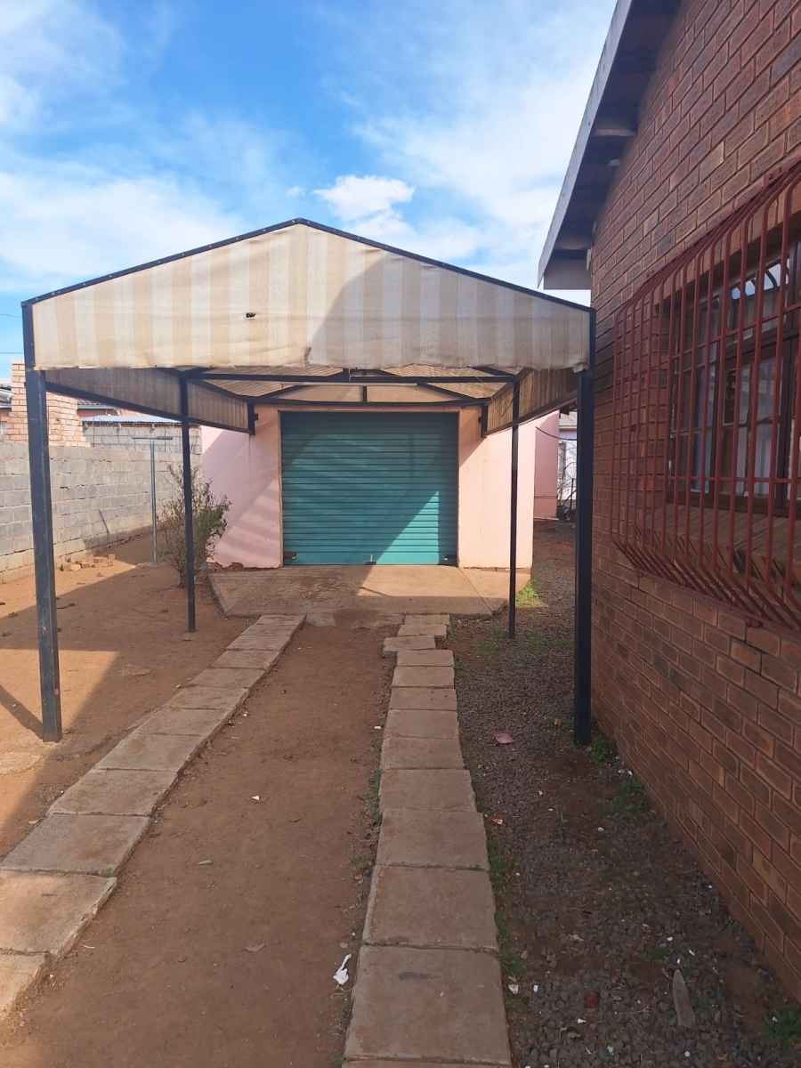 To Let 0 Bedroom Property for Rent in Victoria Park Eastern Cape
